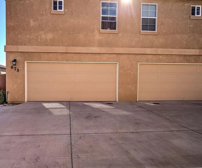 Building Photo - 675 Mission De Oro Dr