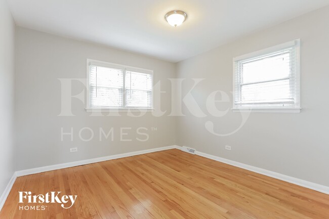 Building Photo - 23 Peyton Dr