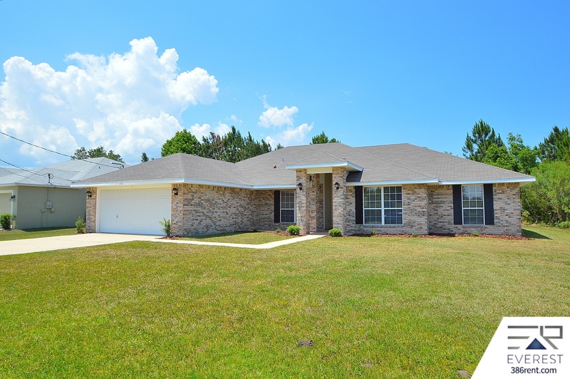 Building Photo - 30 Lancelot Dr