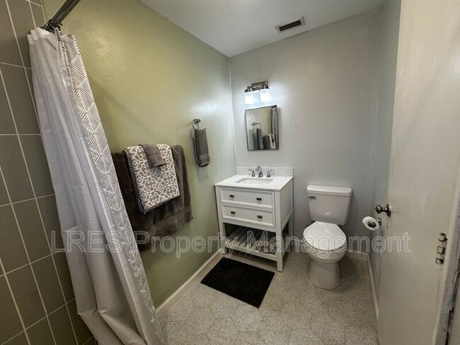 Building Photo - 10647 Deergrass Ln