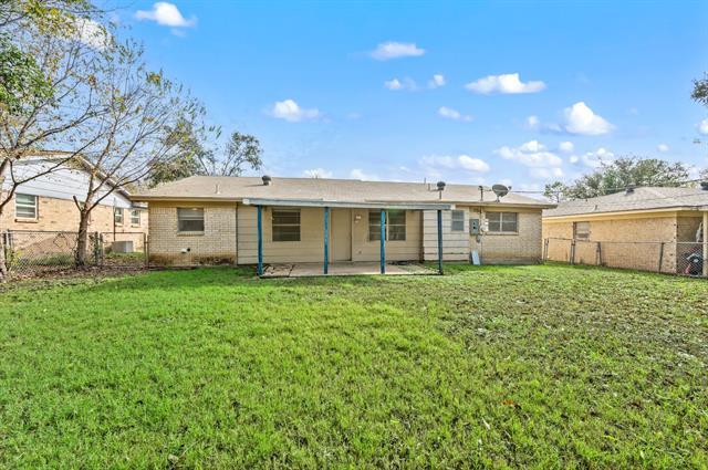 Building Photo - 6624 Vega Dr