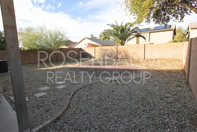 Building Photo - Charming 3-beds, 2-baths home in Wigwam Cr...
