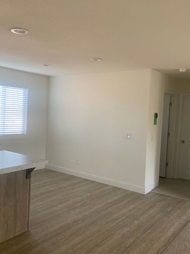 Building Photo - Magalia Home for rent, 3bed 2bath, enclose...