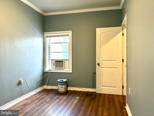 Building Photo - 4415 Brown St