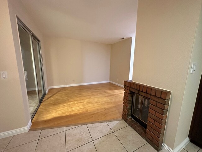 Building Photo - 4bd/2.5ba Home - Moreno Valley