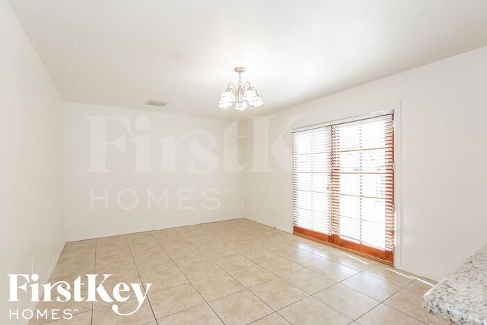 Building Photo - 4519 W San Miguel Ave