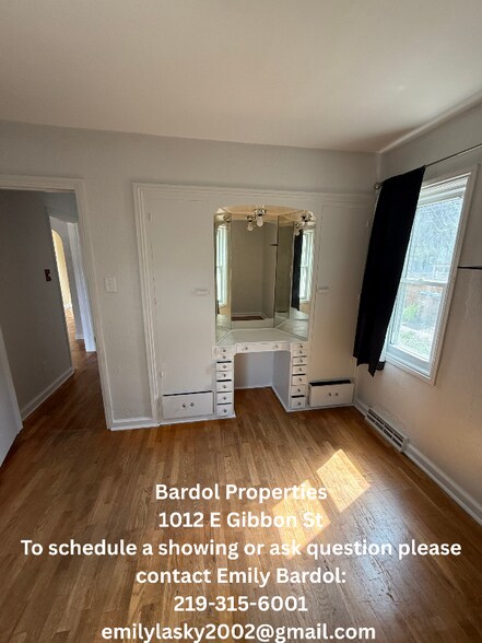 Building Photo - 1012 E Gibbon St