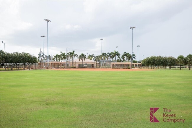 Building Photo - 2142 Madeira Dr