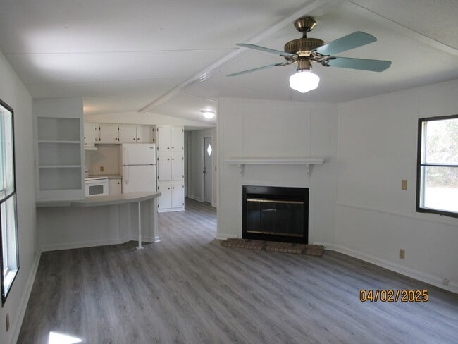 Building Photo - 1225 Ivey St