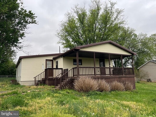 Building Photo - 107 Sawmill Ct