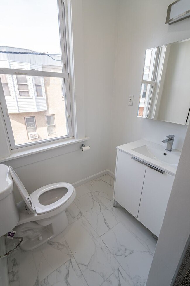 Building Photo - 2410 Wharton St