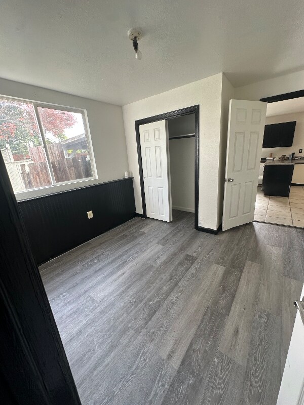 Building Photo - 916 Sonoma Ave