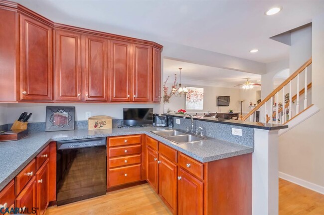 Building Photo - 1259 Chatham Ridge