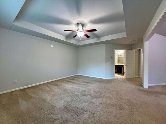 Building Photo - 5115 Breezewood Cir