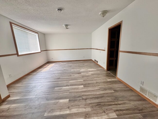 Building Photo - 5141 7th Ln S