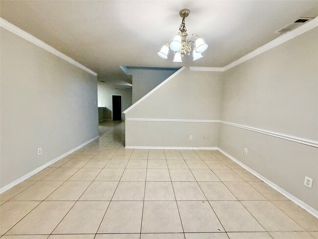 Building Photo - 6827 Autumn Thistle Dr