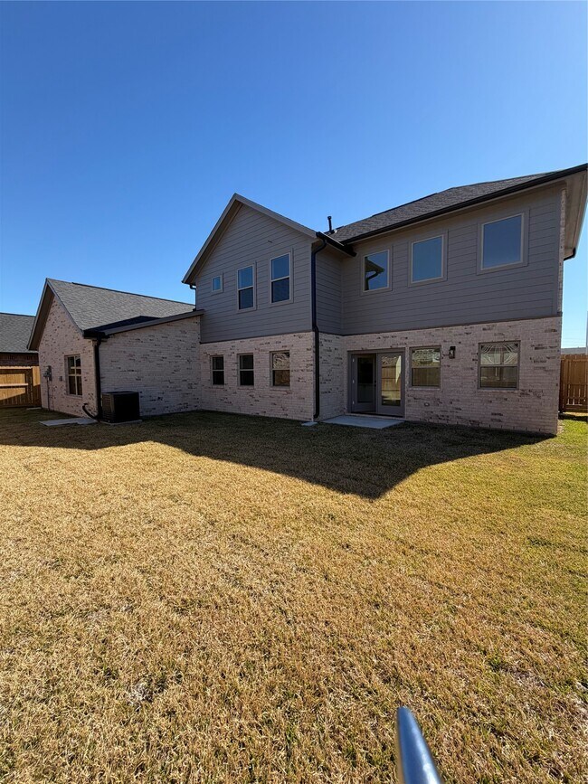 Building Photo - 2614 Martinas Ct