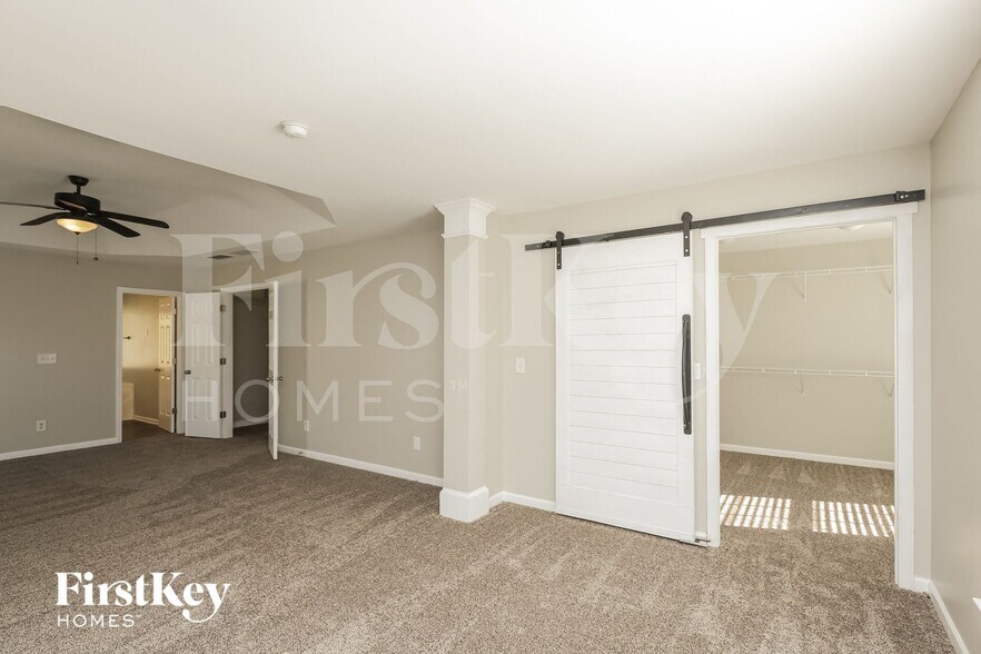 Building Photo - 5520 Stevehaven Ln