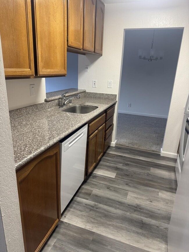 Building Photo - 39997 Cedar Blvd