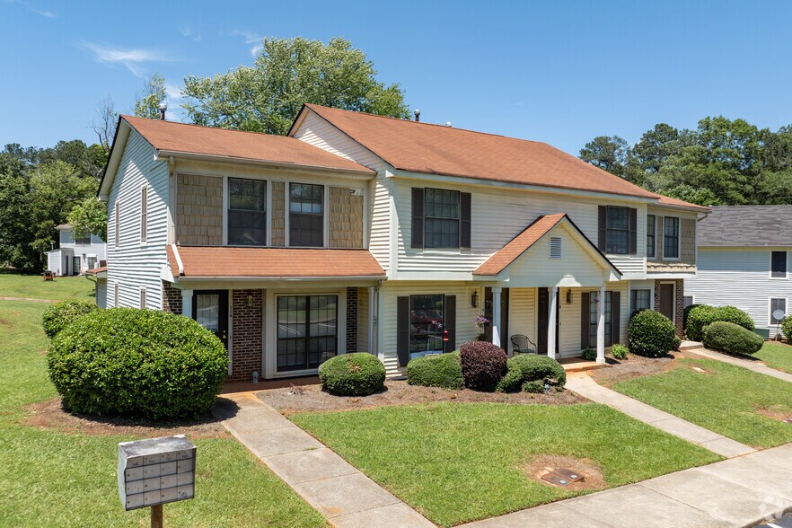 Building Photo - Southridge