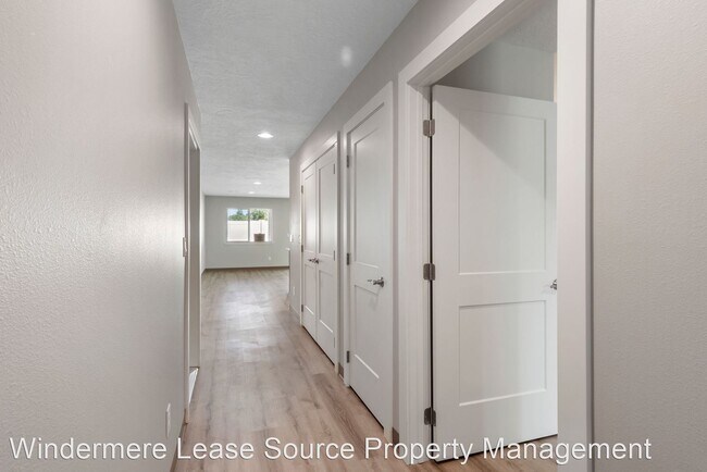 Building Photo - 3 br, 2 bath House - 710 N Jones Lane