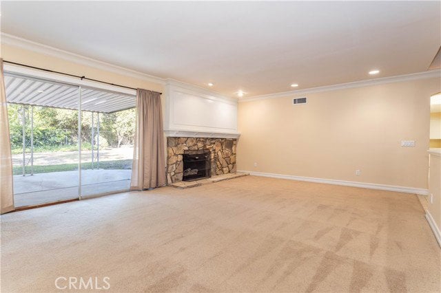 Building Photo - 11761 Encino Ave