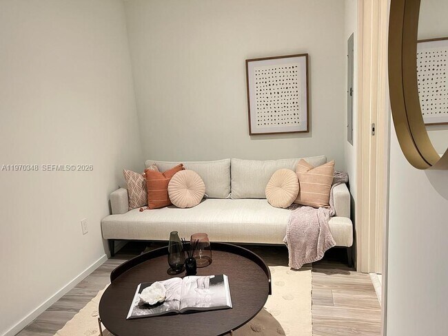 Building Photo - 801 S Miami Ave