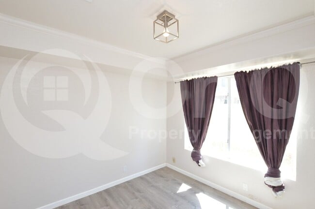 Building Photo - 3606 W Creedance Blvd