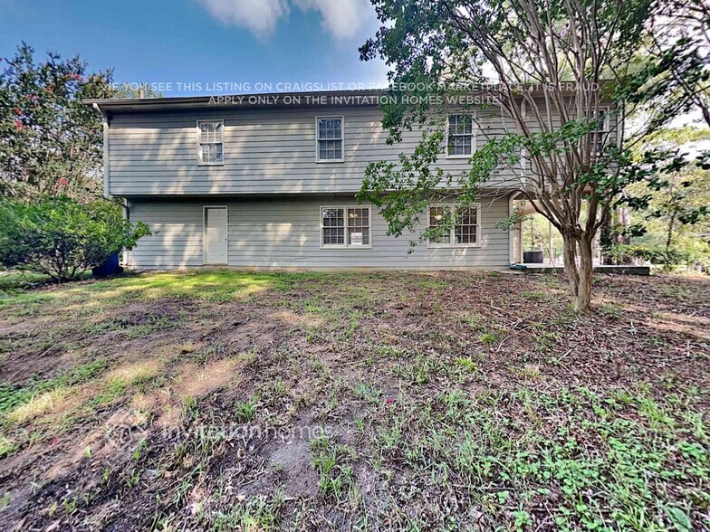 Building Photo - 1055 Burning Bush Dr