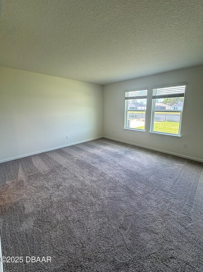 Building Photo - 55 Signet Cir