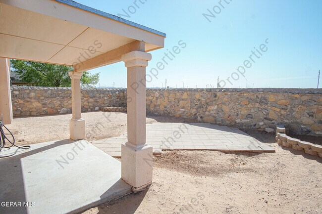 Building Photo - 14140 Robert Ituarte Dr