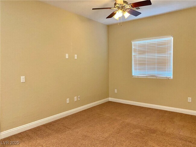Building Photo - 5787 Mesa Mountain Dr