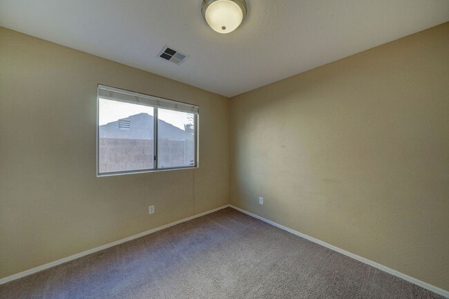 Building Photo - 7252 S 46th Ln