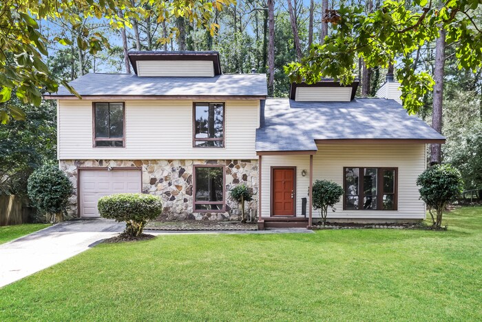 Primary Photo - 6740 Creekmoor Ln