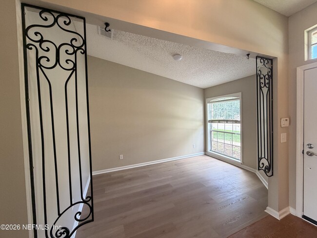 Building Photo - 1231 American Eagle Ln