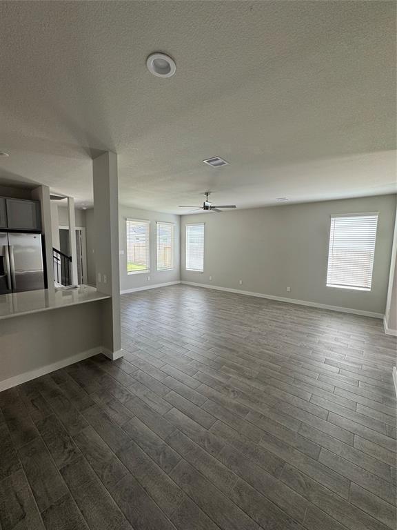 Building Photo - 2627 Village Side Trl