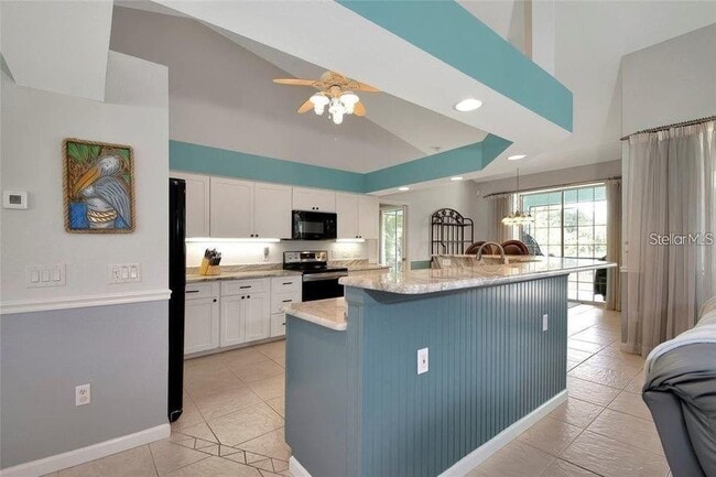 Building Photo - 2008 Proude St