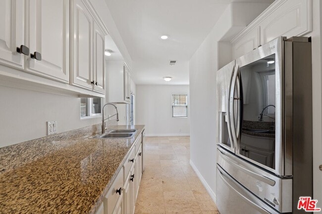 Building Photo - 4128 W 122nd St