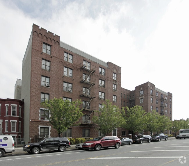 Building Photo - 289 Empire Blvd