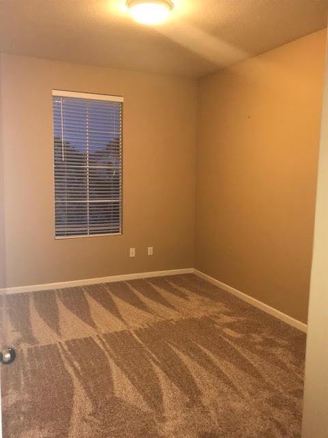 Building Photo - 301 Dragonfly Cir