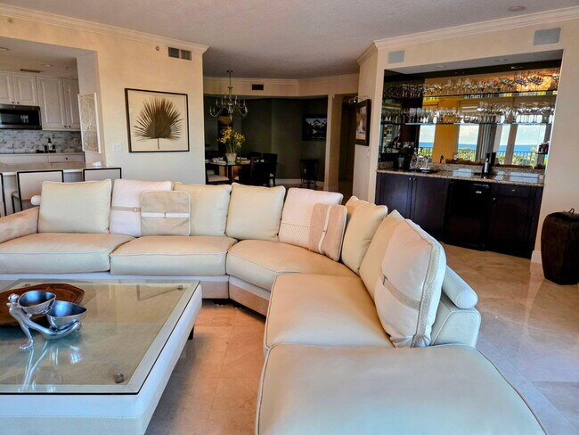 Building Photo - 700 Ocean Royale Way