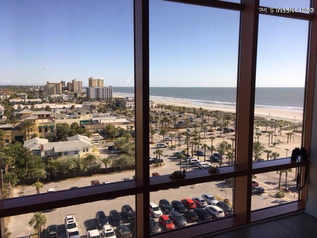 Building Photo - 320 1st St N