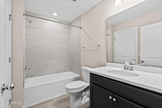 Building Photo - 1180 Beach Dune Dr