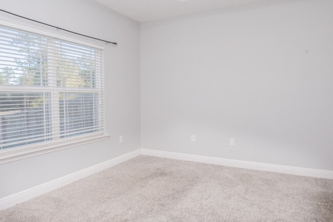 Building Photo - 5567 Galaxy Dr