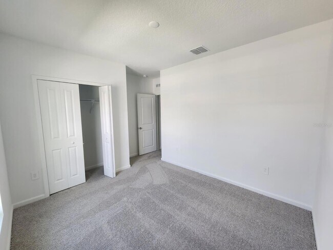 Building Photo - 4753 Golden Knight Blvd
