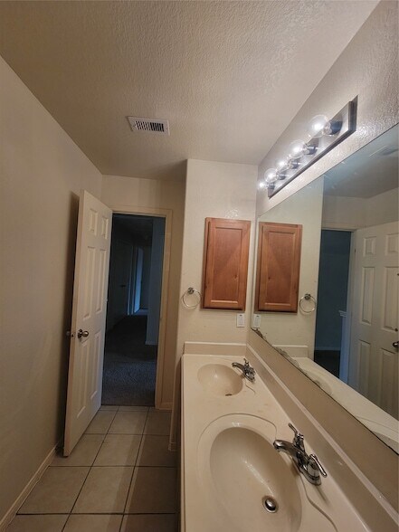 Building Photo - 2719 Indigo Stone Ln