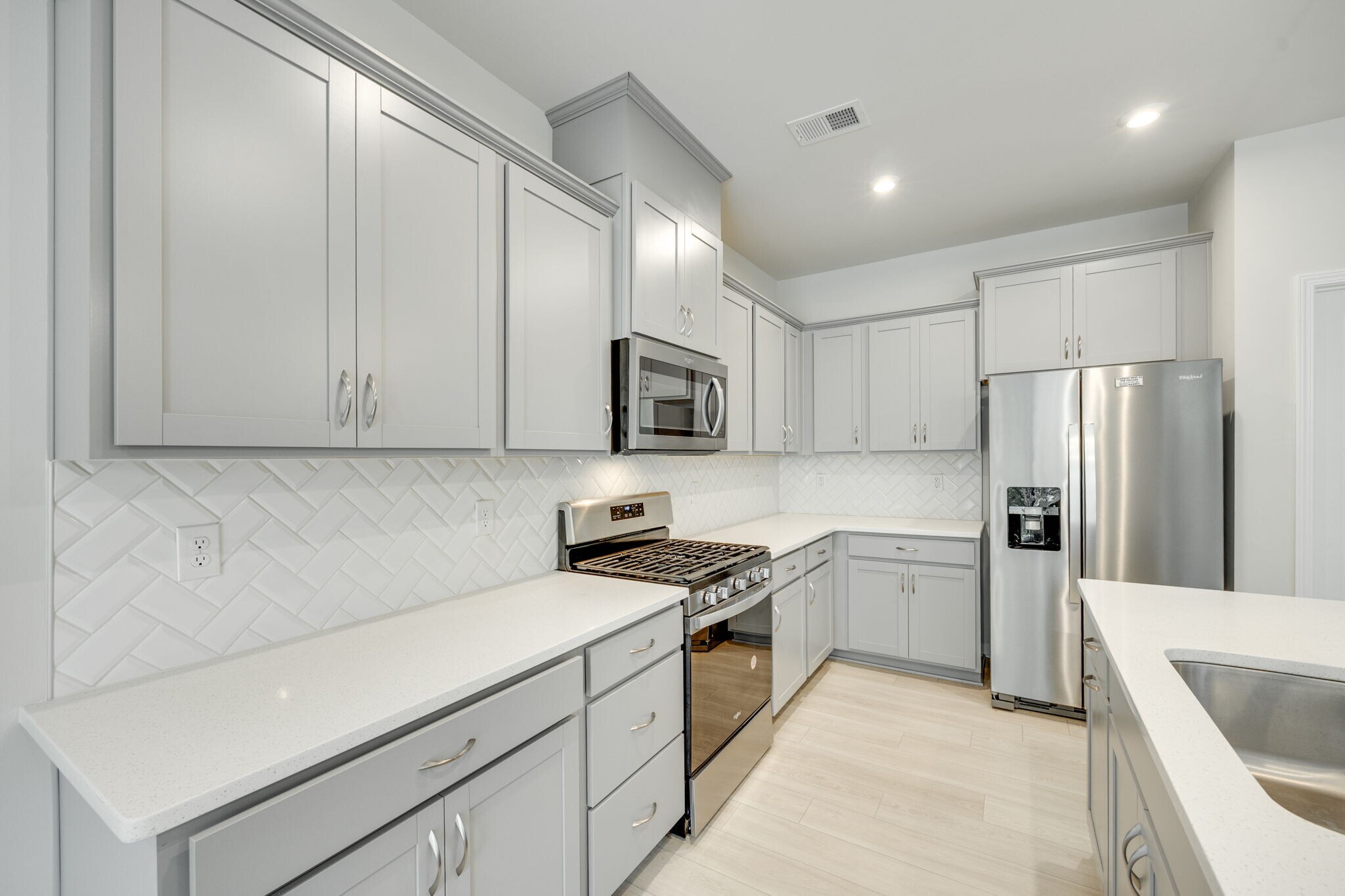 Building Photo - 4205 Matindale Way