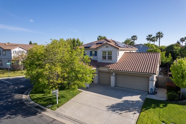 Primary Photo - 171 Vista Cove Cir
