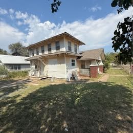 Building Photo - 701 Comanche St