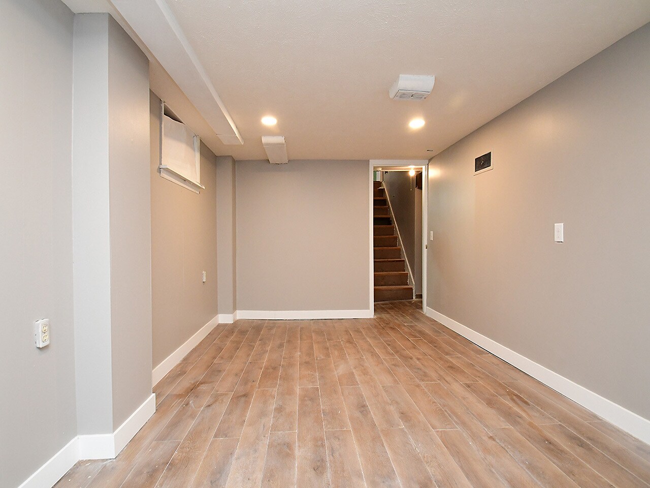 Building Photo - 6939 Binney St